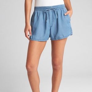 3.5” Drawstring shorts